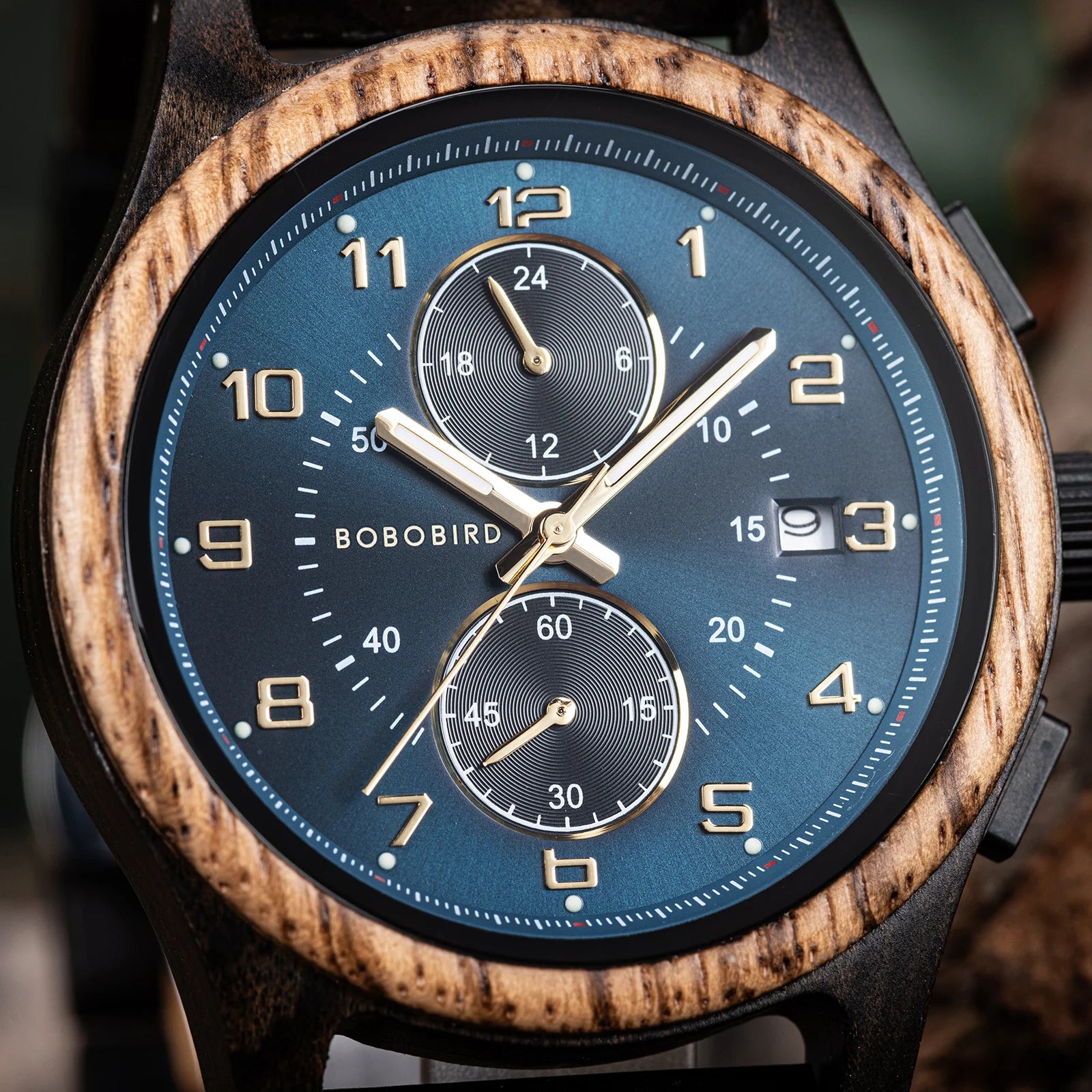 Mens Handcrafted Vintage Wood Wristwatch