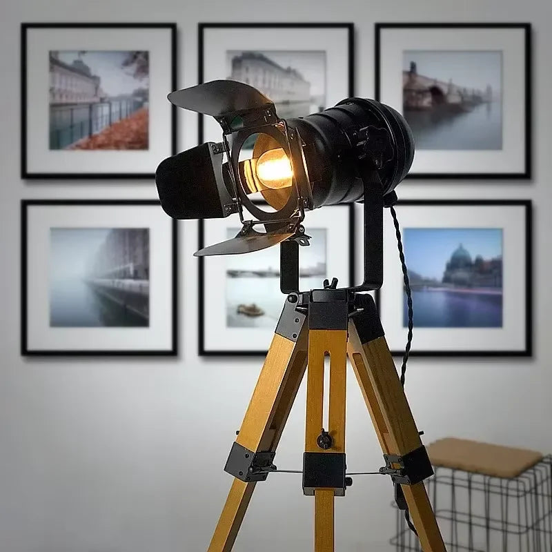 Industrial Vintage Bauhaus Retro Tripod Floor Light