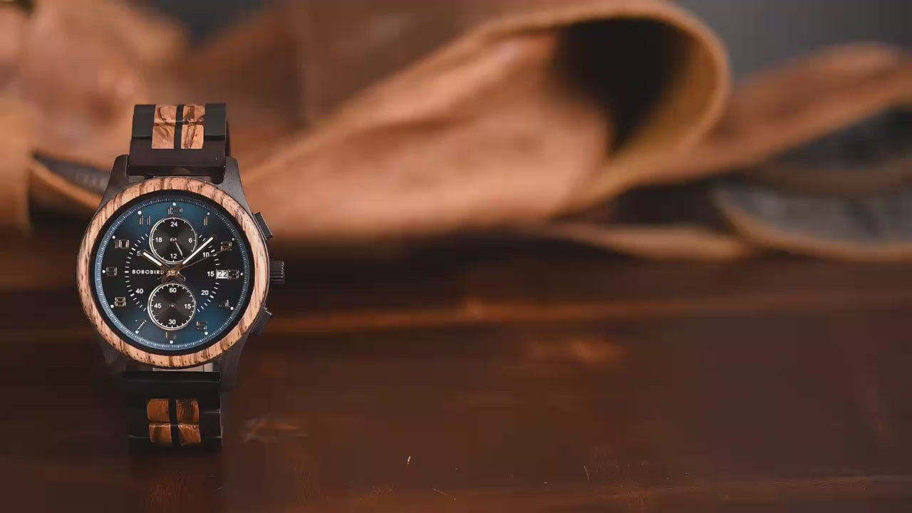 Mens Handcrafted Vintage Wood Wristwatch